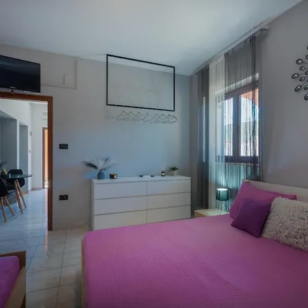 Apartment Chiara *
